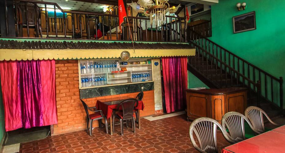 Hotel Shikher, Darjeeling 4